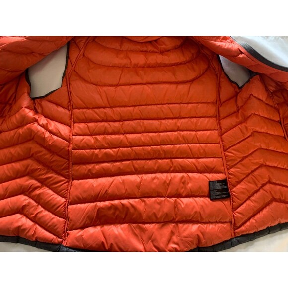 Bernardo Goose Down Puffer Vest Size M Gray Orange Zip Pockets Full Zip - Picture 10 of 10